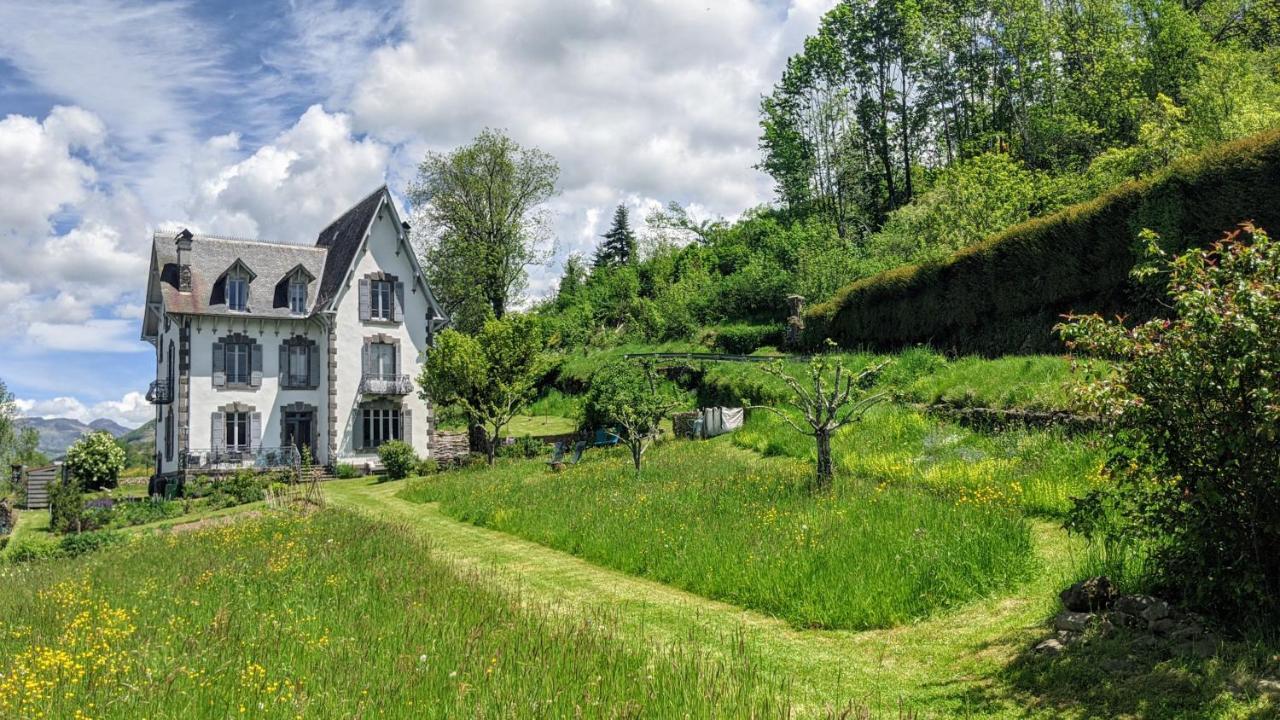 La Maison Normande Saint-Cirgues-de-Jordanne エクステリア 写真